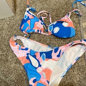 BARELY WORN BIKINI SET